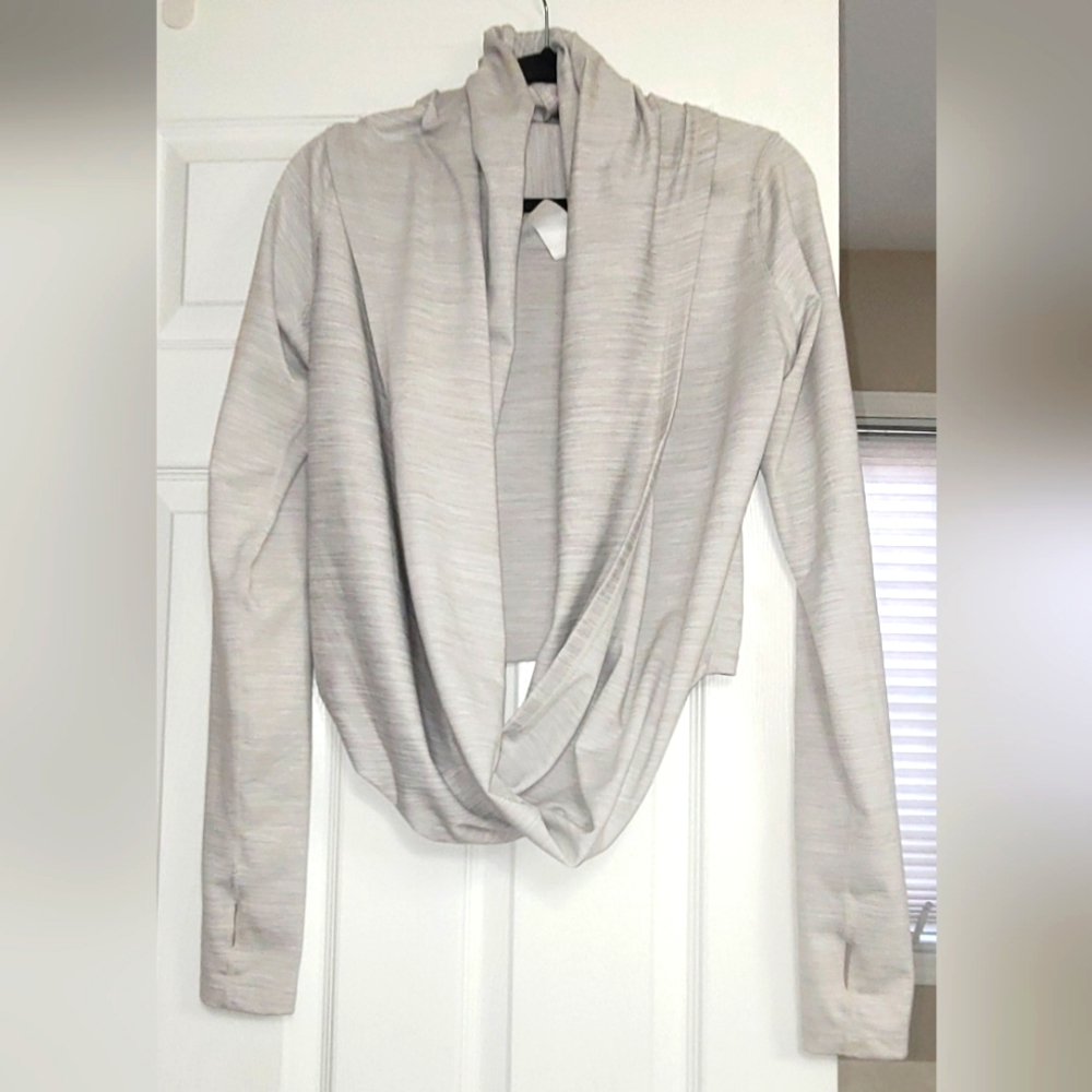 Zyia Cream Yoga Shawl XS